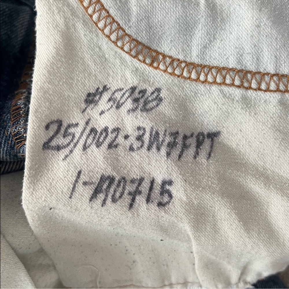 RE/DONE X Levi's 70s Floral-Embroidered Upcycled Jeans 25 - Picture 10 of 10